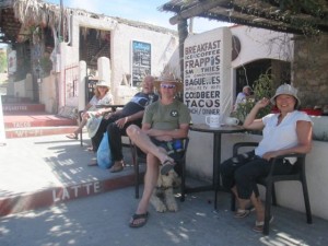Stu and Liz try to drum up business for CafeFelix, in Todos Santos.