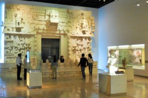 Great exhibits at the Maya Museo